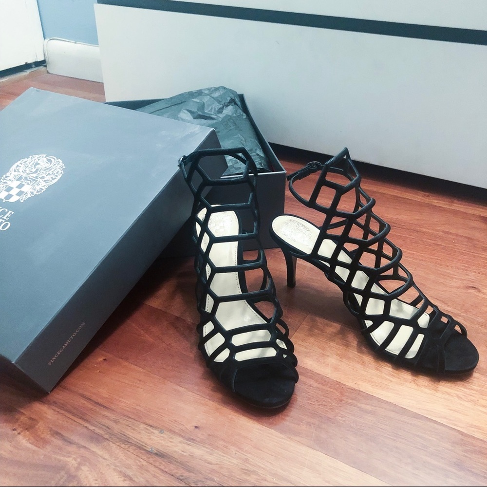 Vince Camuto Paxton Heels